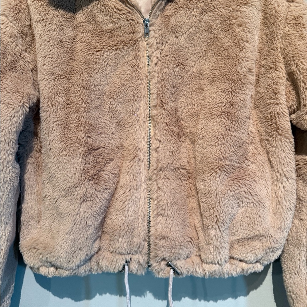 Missguided Blush Pink Faux Fur Bomber Jacket Women 4/S Soft Warm Casual Travel View 6
